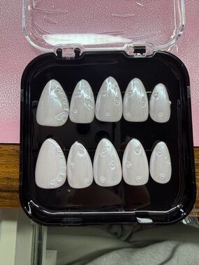 Pearlescent White Press-On Nails with Iridescent Dot Accents